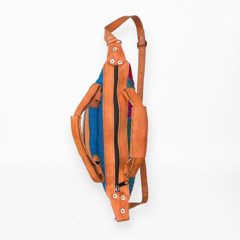 Multicolor Embroidered‎ Shoulderbag - Picture 6 of 7